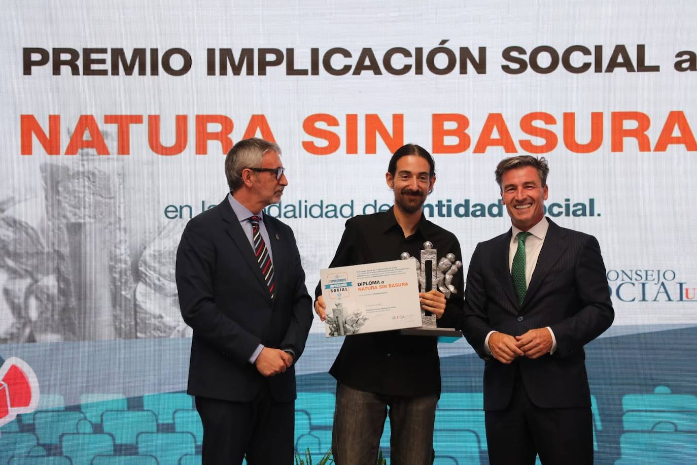 Fotos: Séptima edición de los premios a la implicación de la social de la UCA