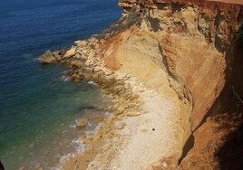 La Cala de Los Pitones, todo lo que debes saber para disfrutar de esta playa de la provincia de Cádiz