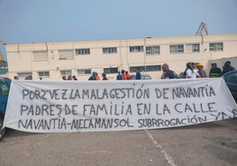 El paro solidario en el astillero de Cádiz pasa de total a parcial