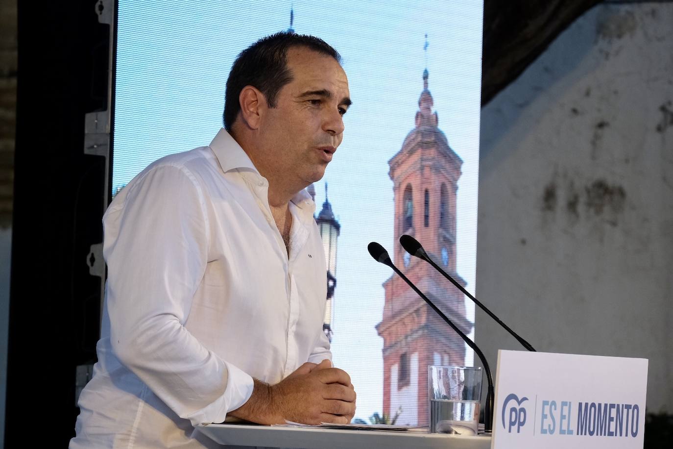 FOTOS: Juanma Moreno abre campaña en El Puerto