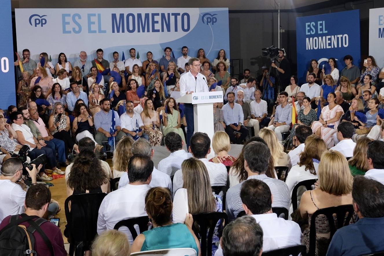 Fotos: Mitin de Feijóo en Cádiz