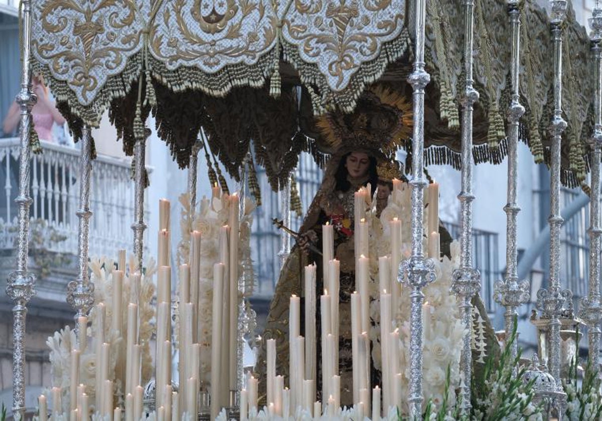 La archicofradía del Carmen de Cádiz pide a los devotos que no lancen cohetes ni petardos durante la procesión