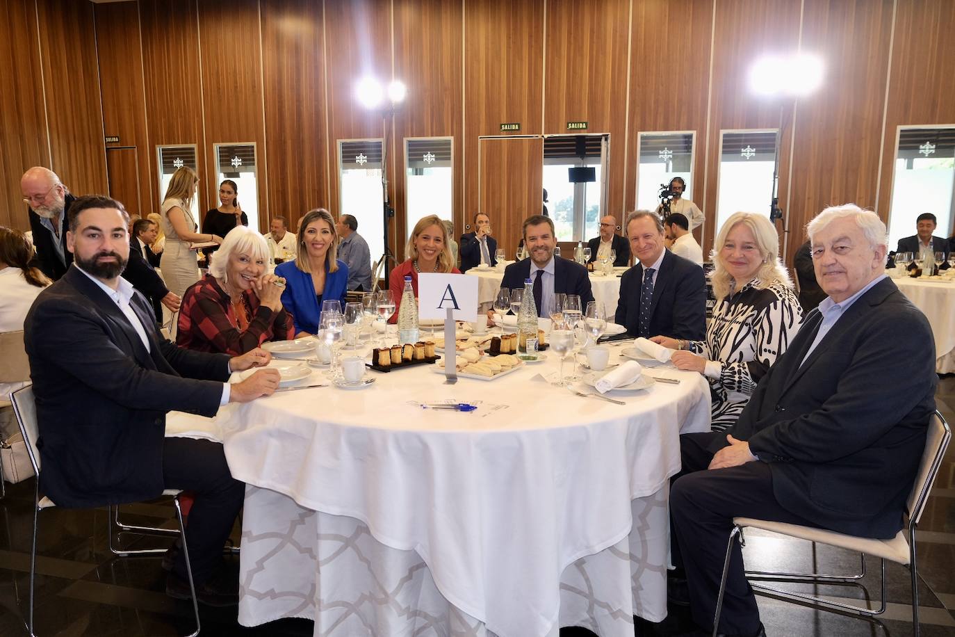 Fotos: Ambiente en la conferencia de Fernando Terry en &#039;La Mirada Económica&#039; de ABC y LA VOZ de Cádiz