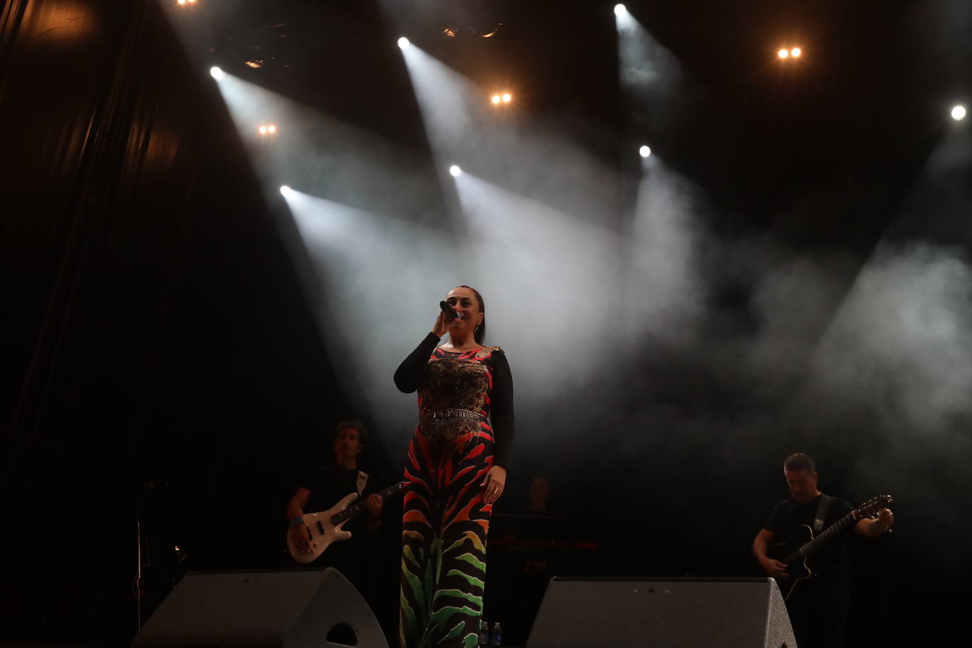 Fotos: La tecno rumba de Camela conquista el Concert Music Festival de Chiclana