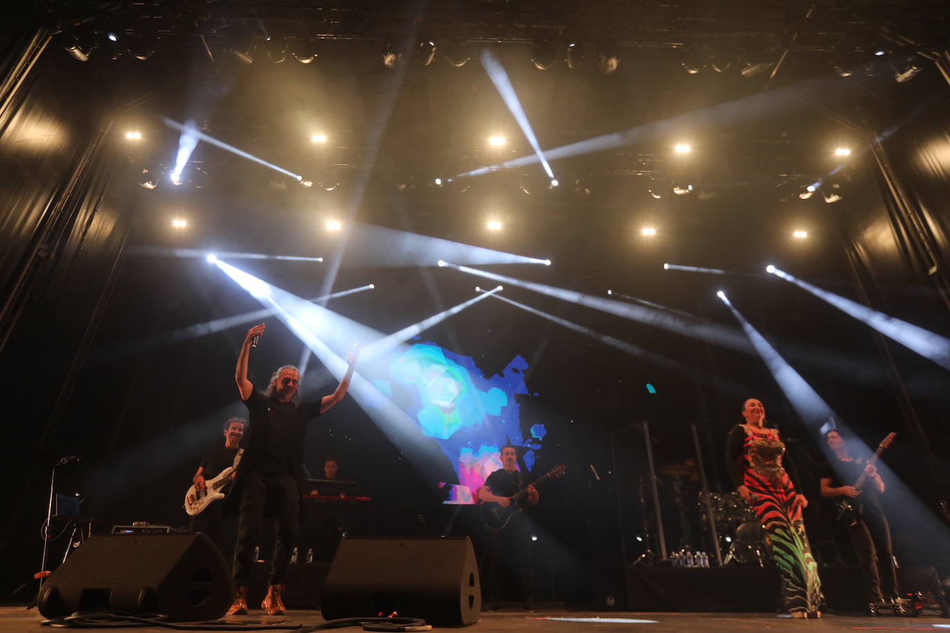 Fotos: La tecno rumba de Camela conquista el Concert Music Festival de Chiclana