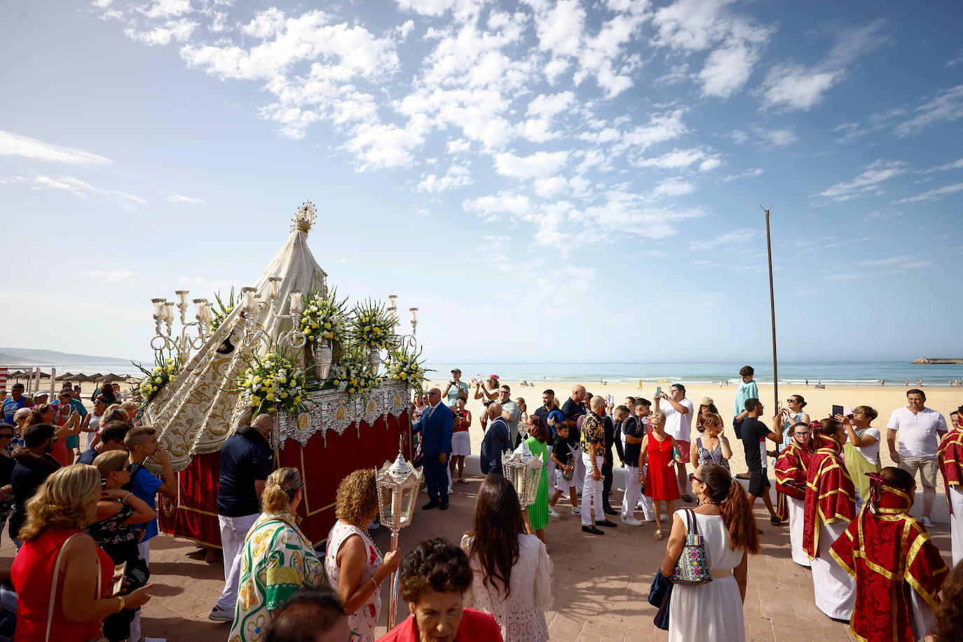 La devoción se desborda con la festividad de la Virgen del Carmen, patrona de las gentes de la mar