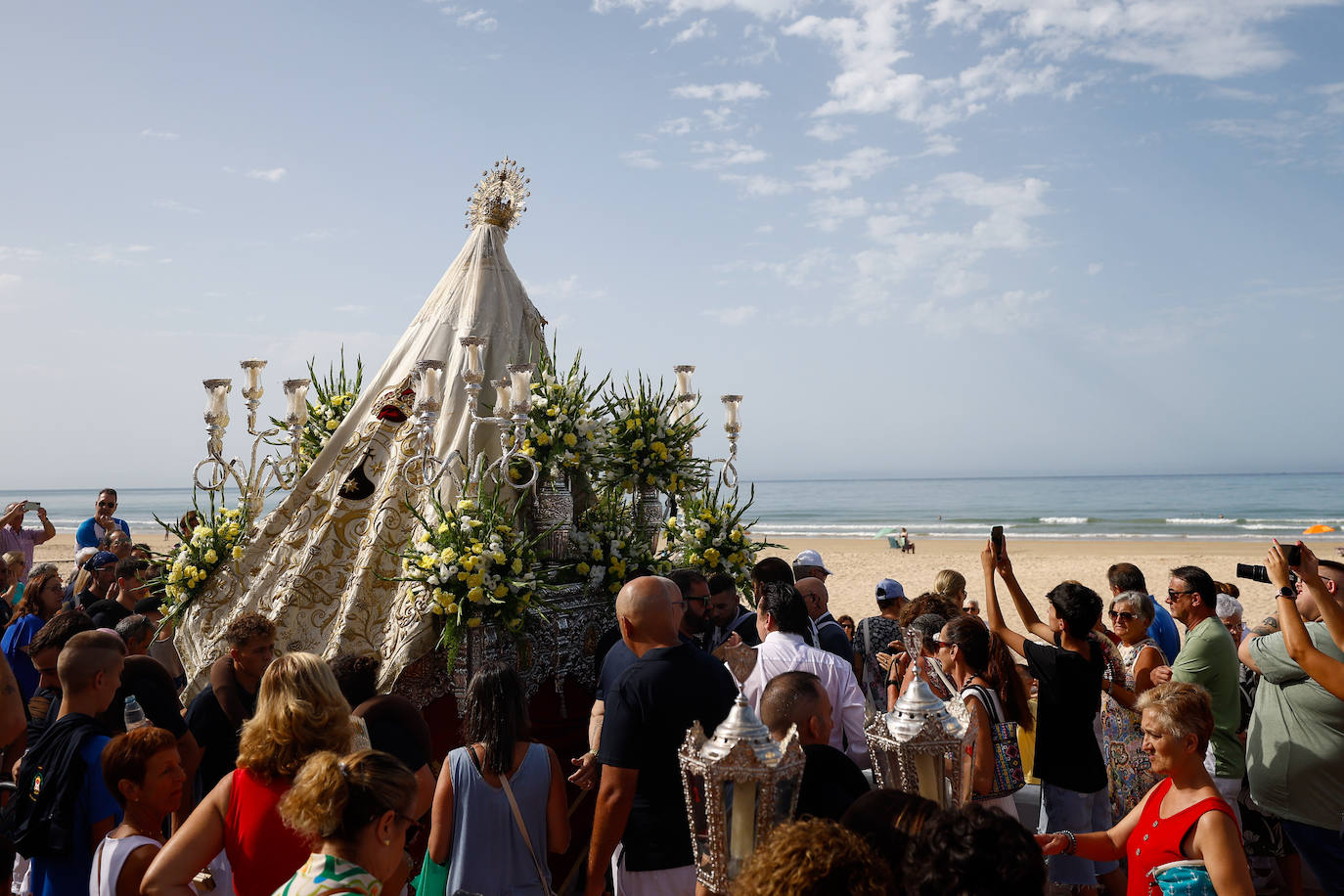 La devoción se desborda con la festividad de la Virgen del Carmen, patrona de las gentes de la mar