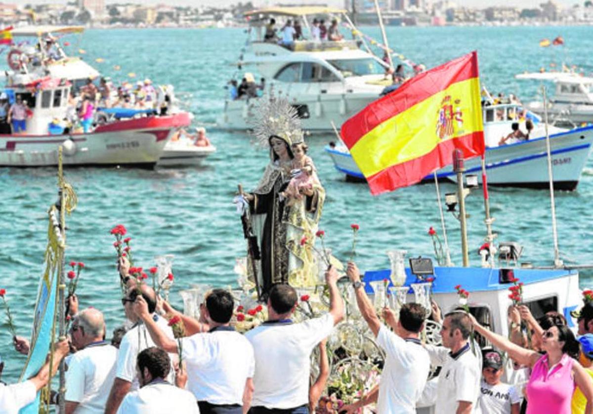 Virgen del Carmen, patrona de la Armada