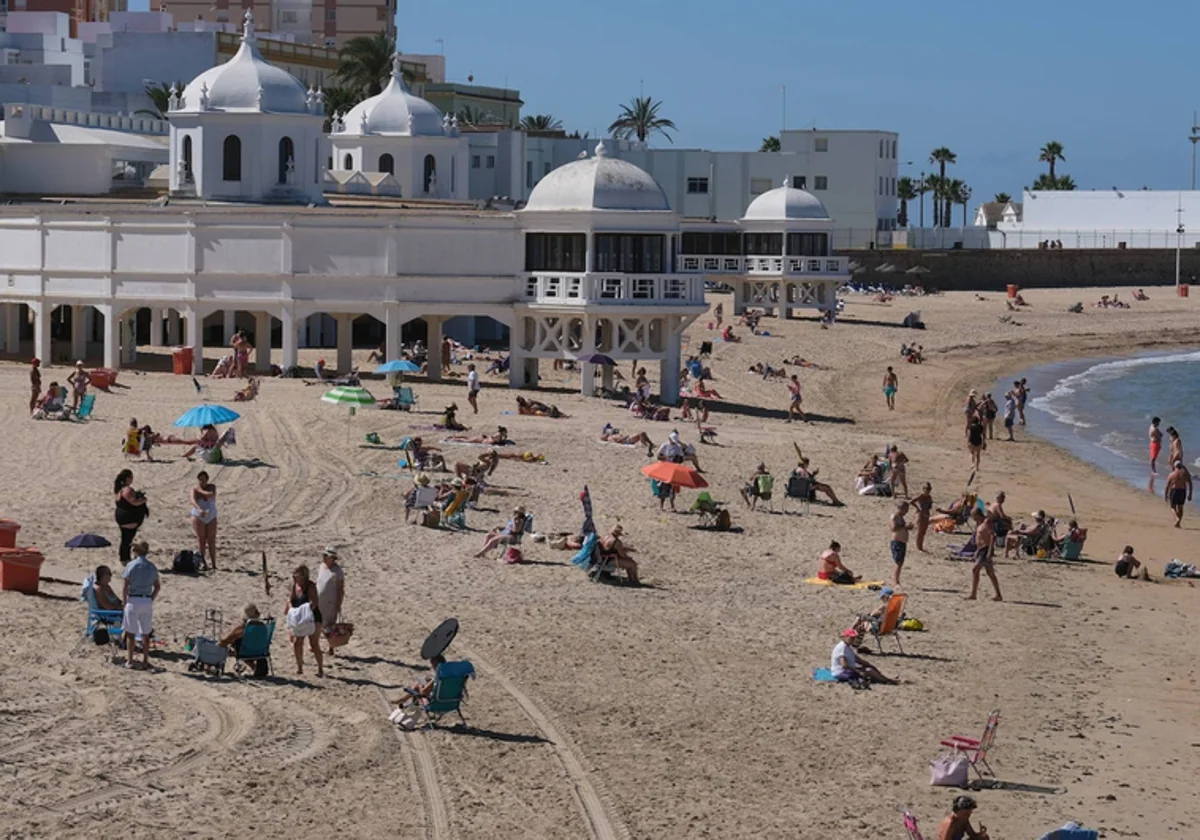 La playa de La Caleta de Cádiz.