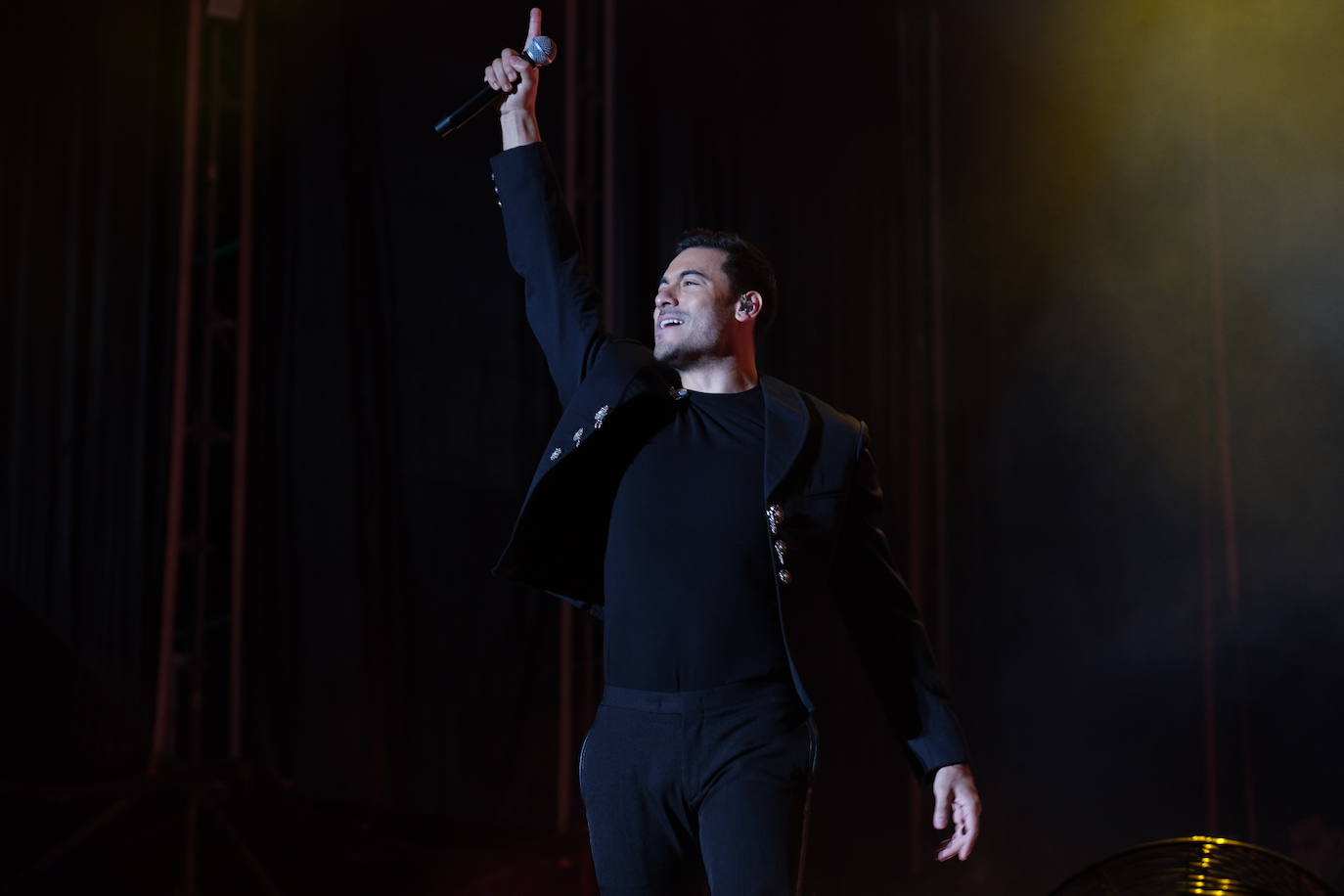 Fotos: El romanticismo del mexicano Carlos Rivera envuelve el Concert Music Festival