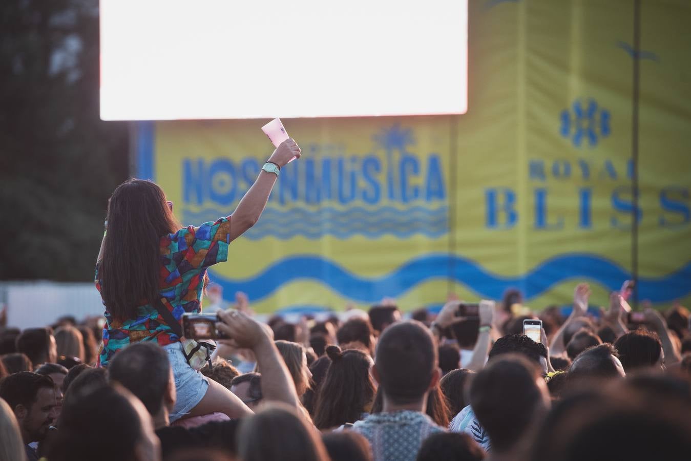 Fotos: Dani Fernández, La Casa Azul... así vibró el muelle de Cádiz