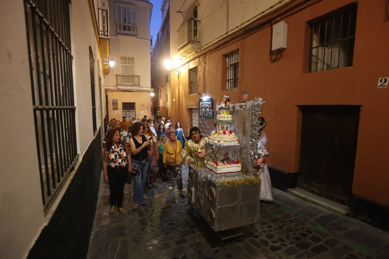 Grandes coplas en el regreso del Carnaval de verano a Cádiz