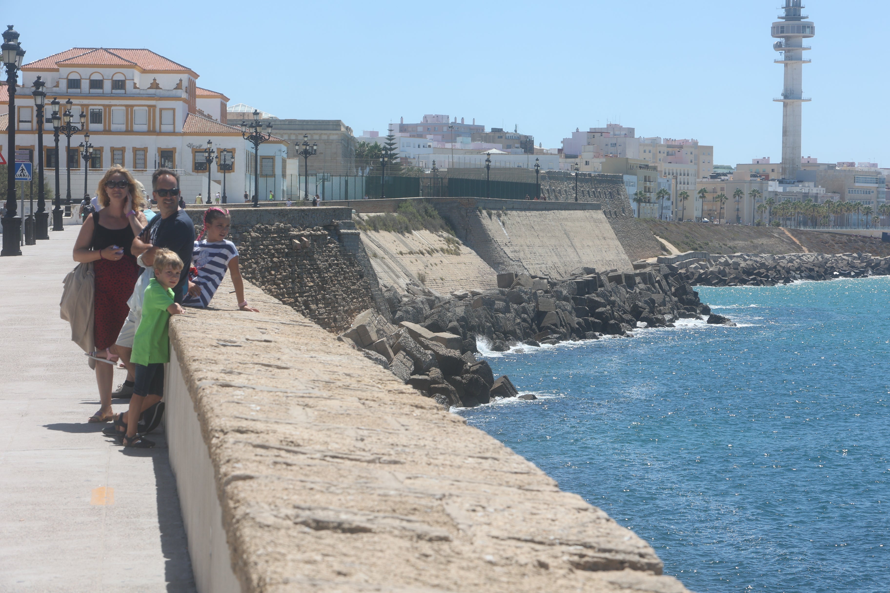 Fotos: El estado de las murallas de Cádiz