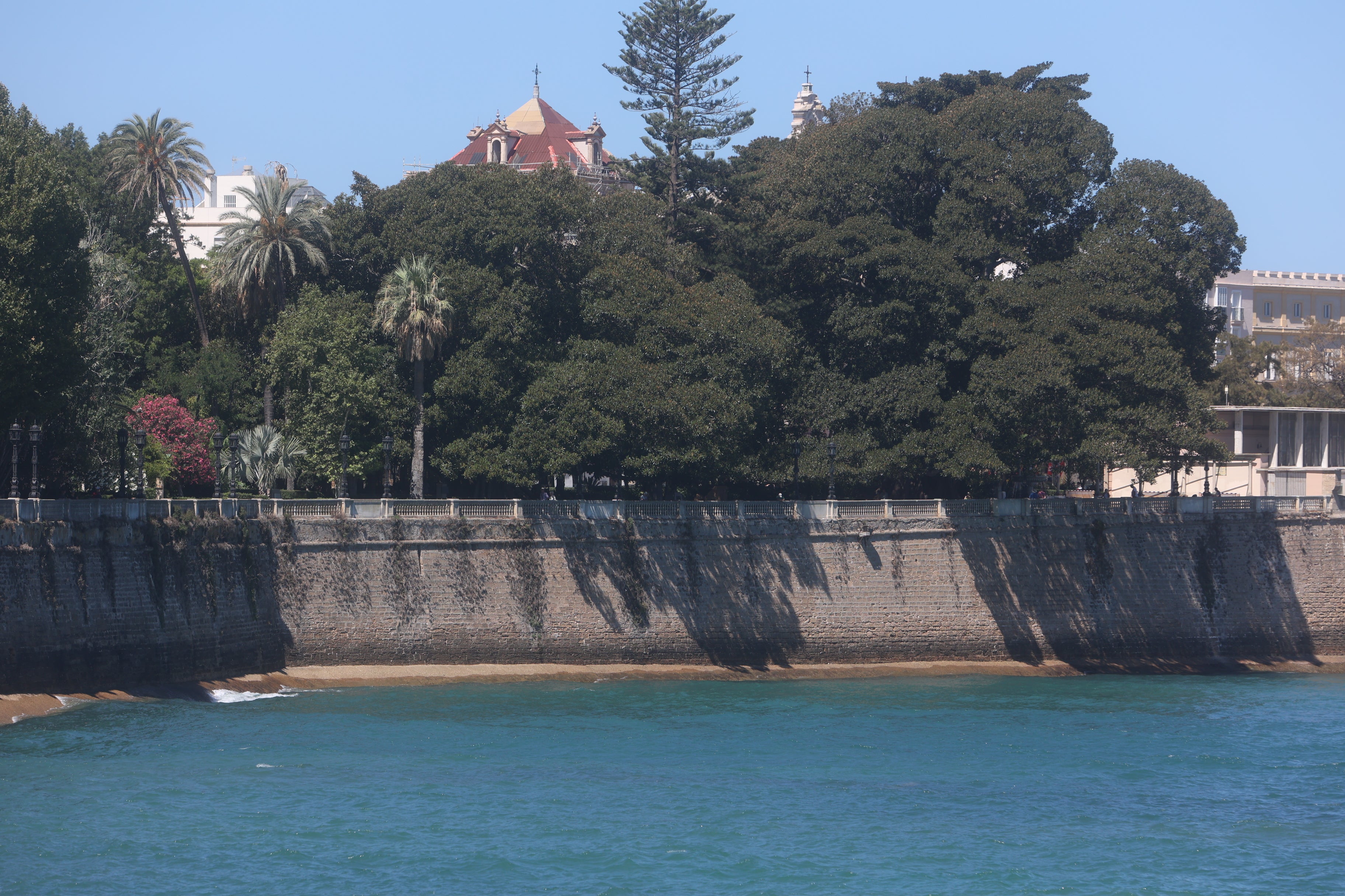 Fotos: El estado de las murallas de Cádiz