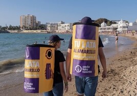 El Ayuntamiento y Cada Lata Cuenta lanzan un año más la campaña de reciclaje en playas «Tu Lata Al Amarillo»