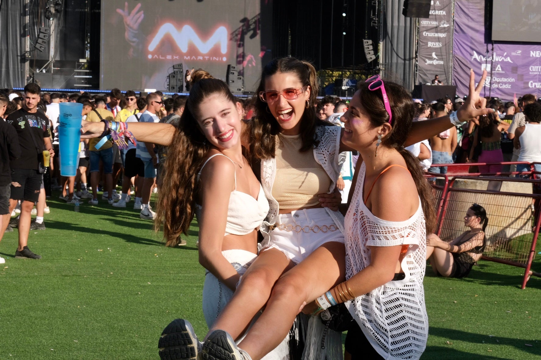 Puro Latino: El Puerto baila y se casa al ritmo de la fiebre latina