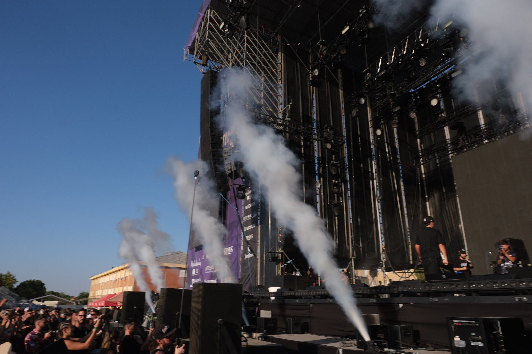 Puro Latino: El Puerto baila y se casa al ritmo de la fiebre latina