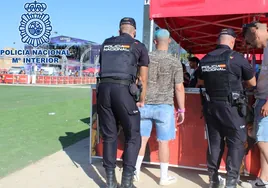 La Policía refuerza la seguridad en el Puro Latino Fest y culmina el primer día con 75 sanciones