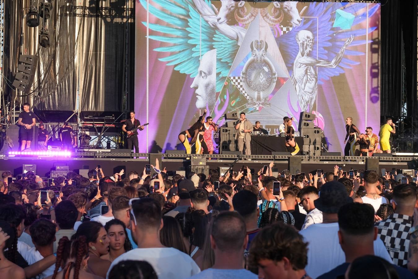 Fotos: Lleno en el inicio de Puro Latino Fest en El Puerto