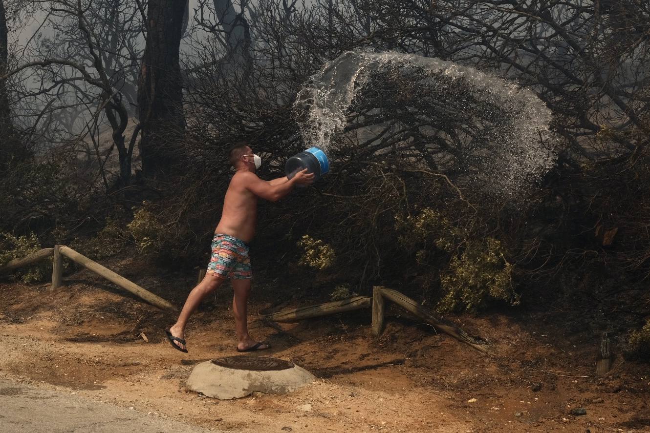 Fotos: el incendio en las Canteras de Puerto Real, en imágenes