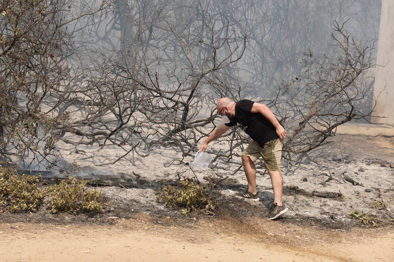 Fotos: el incendio en las Canteras de Puerto Real, en imágenes