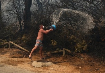 Vecinos de Puerto Real afectados por el incendio denuncian «la mala conservación» de Las Canteras