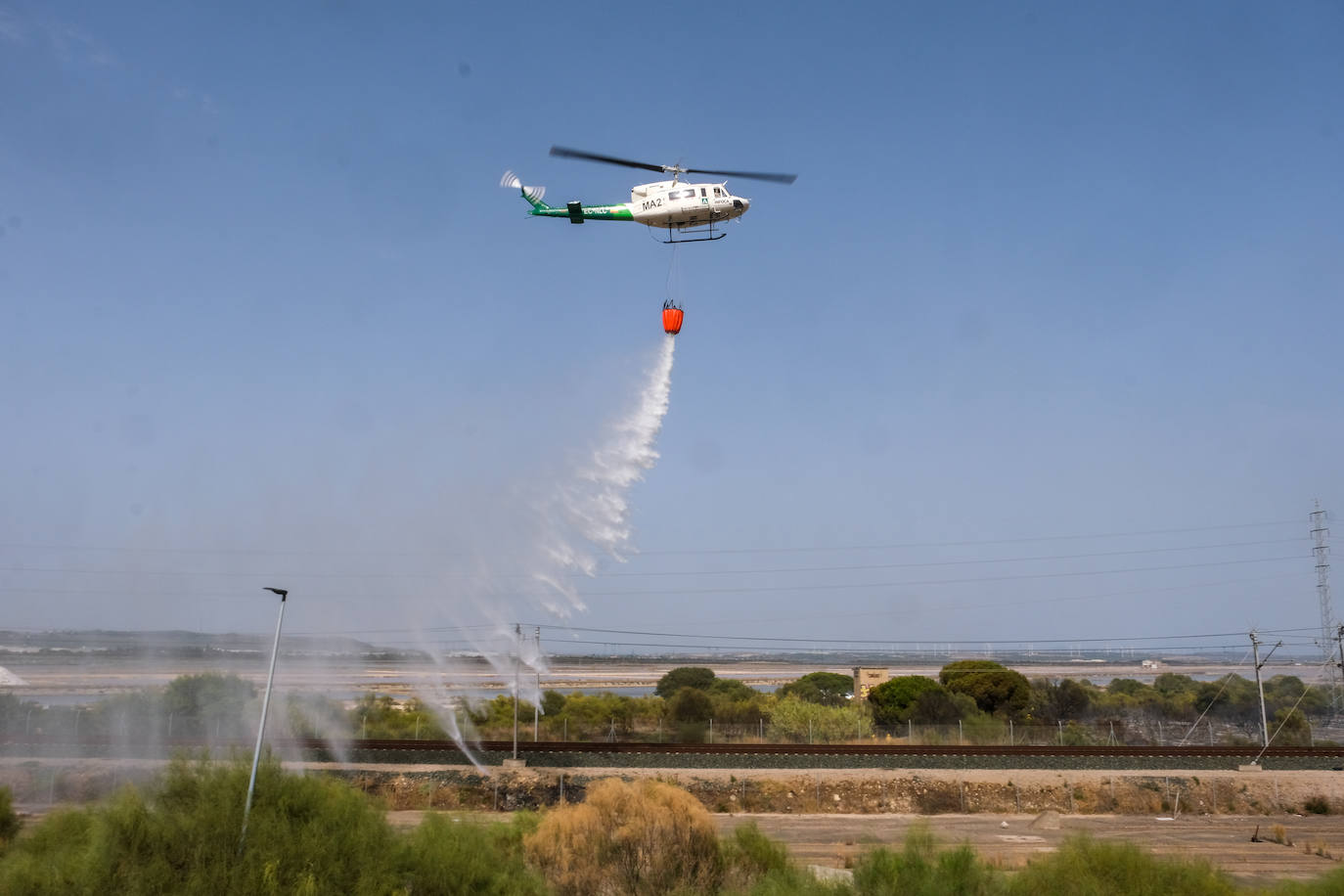 FOTOS: Fuego en el Tiro Pichón, en El Puerto