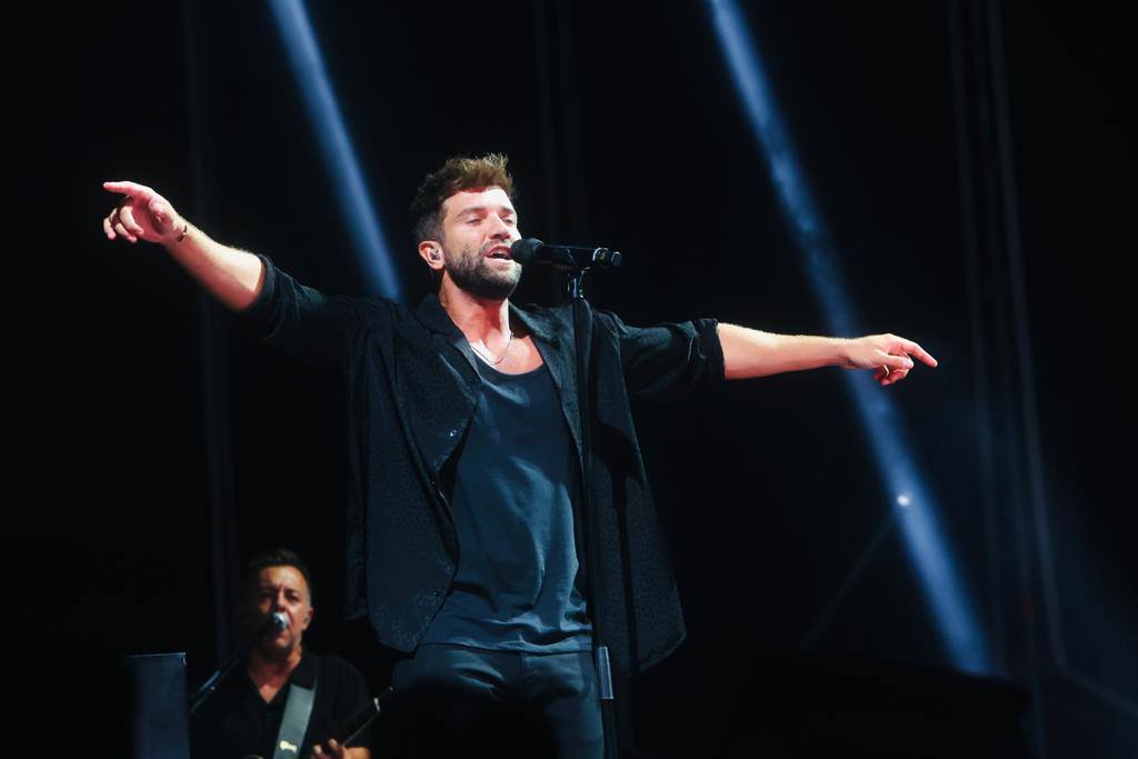 Fotos: La sensibilidad de Pablo Alborán seduce al público de Chiclana