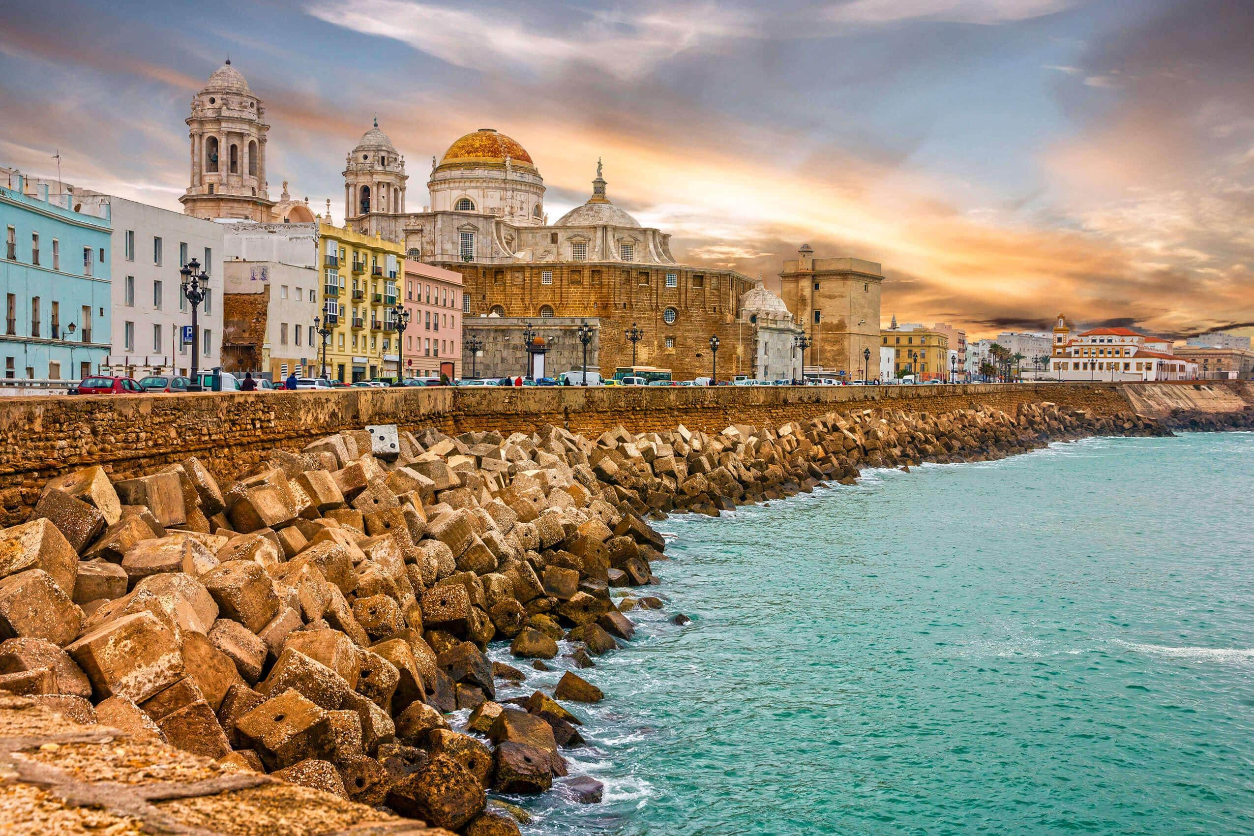 Cádiz, la tacita de plata de Andalucía