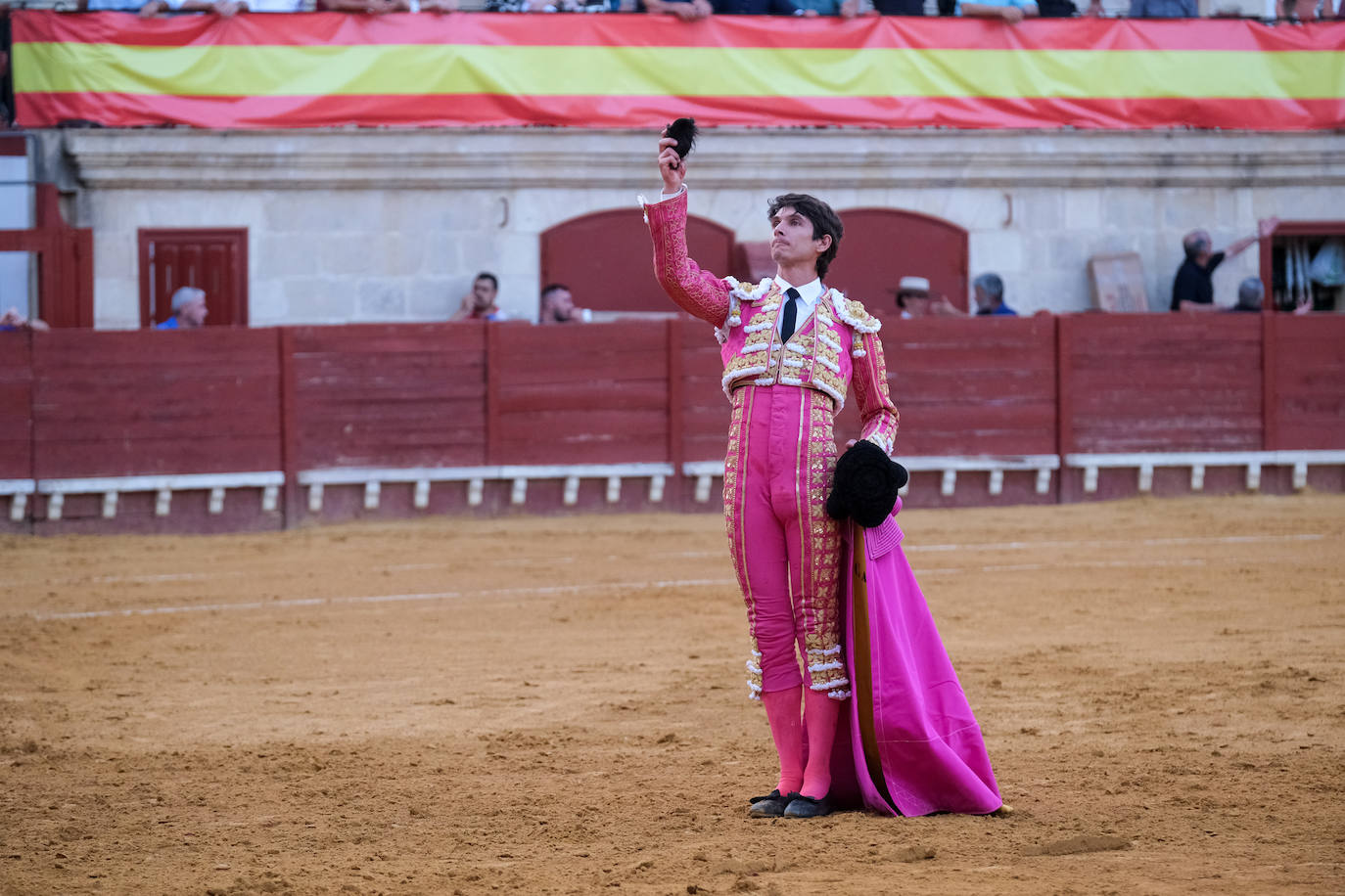 En imágenes: La cornada a Daniel Luque en El Puerto