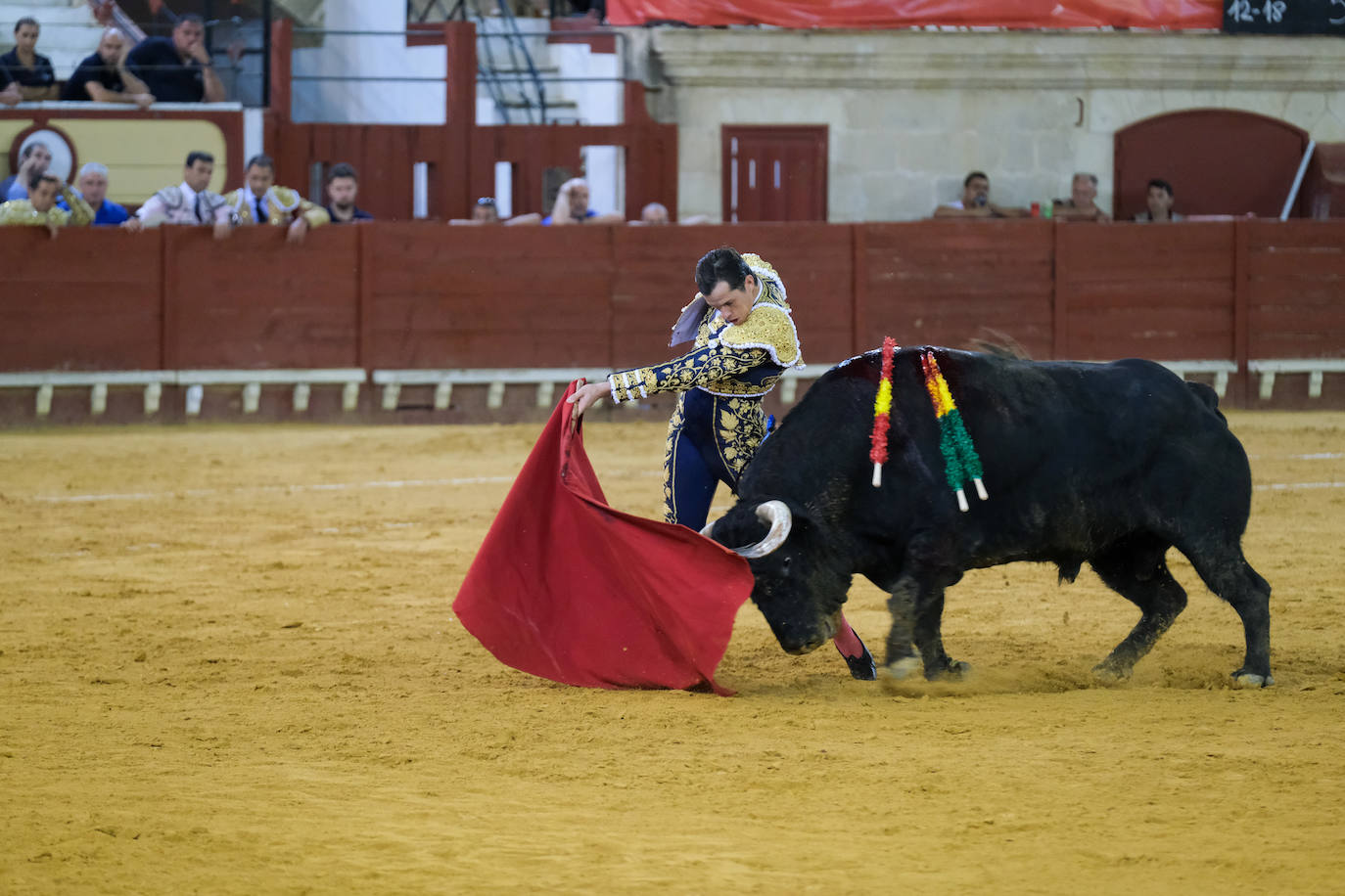En imágenes: La cornada a Daniel Luque en El Puerto