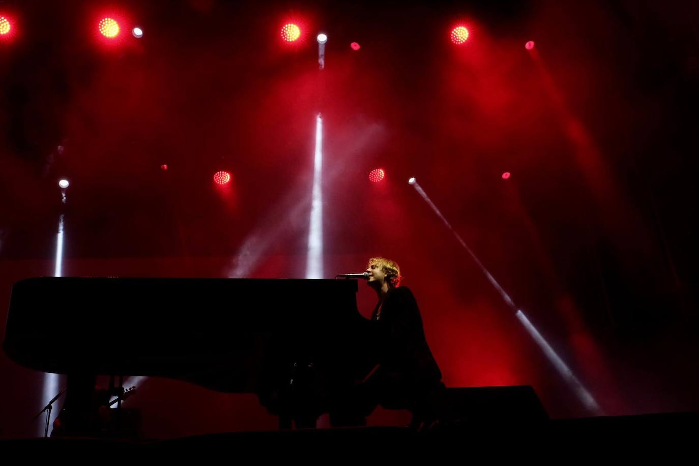 Fotos: El cantautor británico Tom Odell presenta su último disco en Concert Music Festival