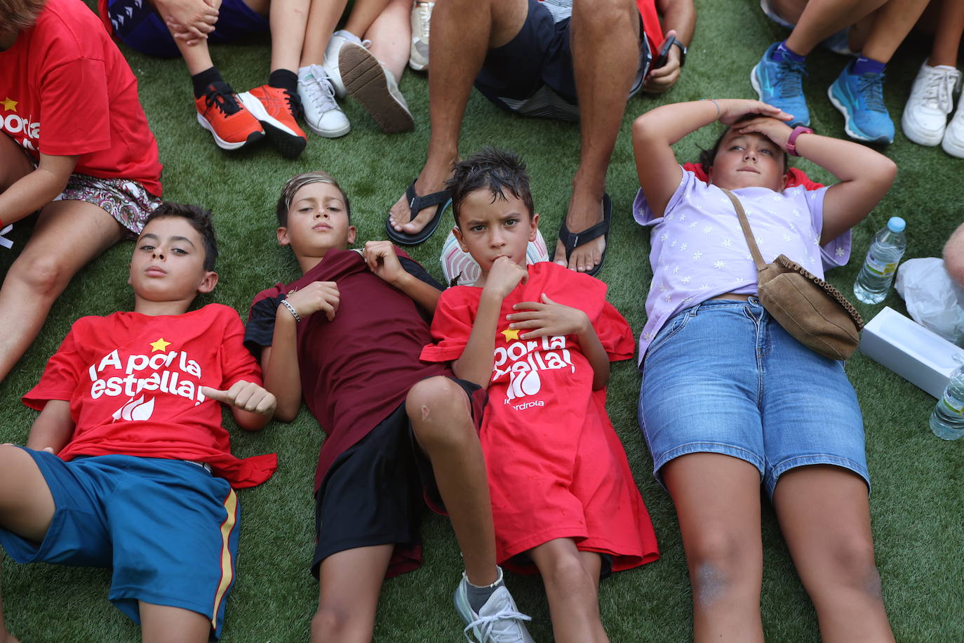 Fotos: Cádiz apoya a la Selección femenina en la &#039;Fan Zone&#039;