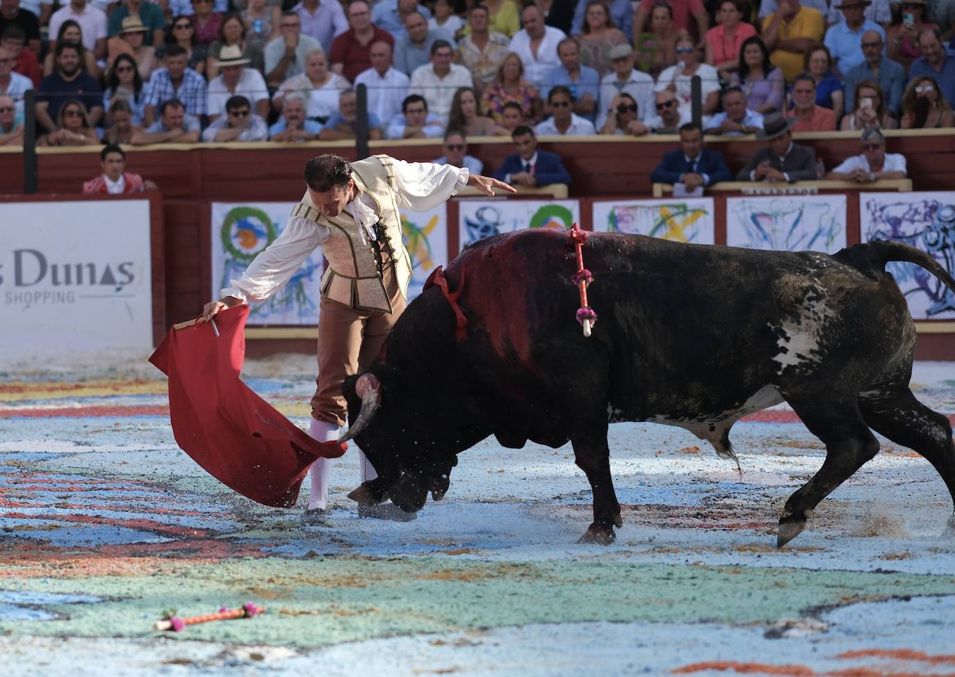 Corrida magallánica con los miuras en Sanlúcar: un toro indultado y una gran tarde