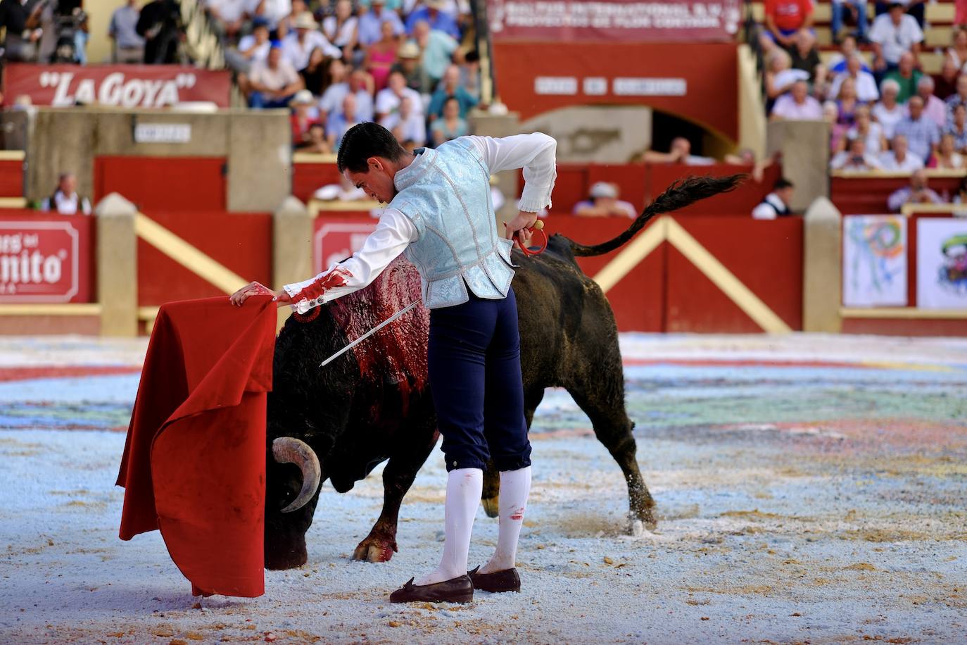 Corrida magallánica con los miuras en Sanlúcar: un toro indultado y una gran tarde