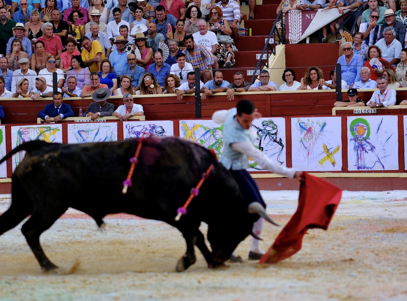 Corrida magallánica con los miuras en Sanlúcar: un toro indultado y una gran tarde