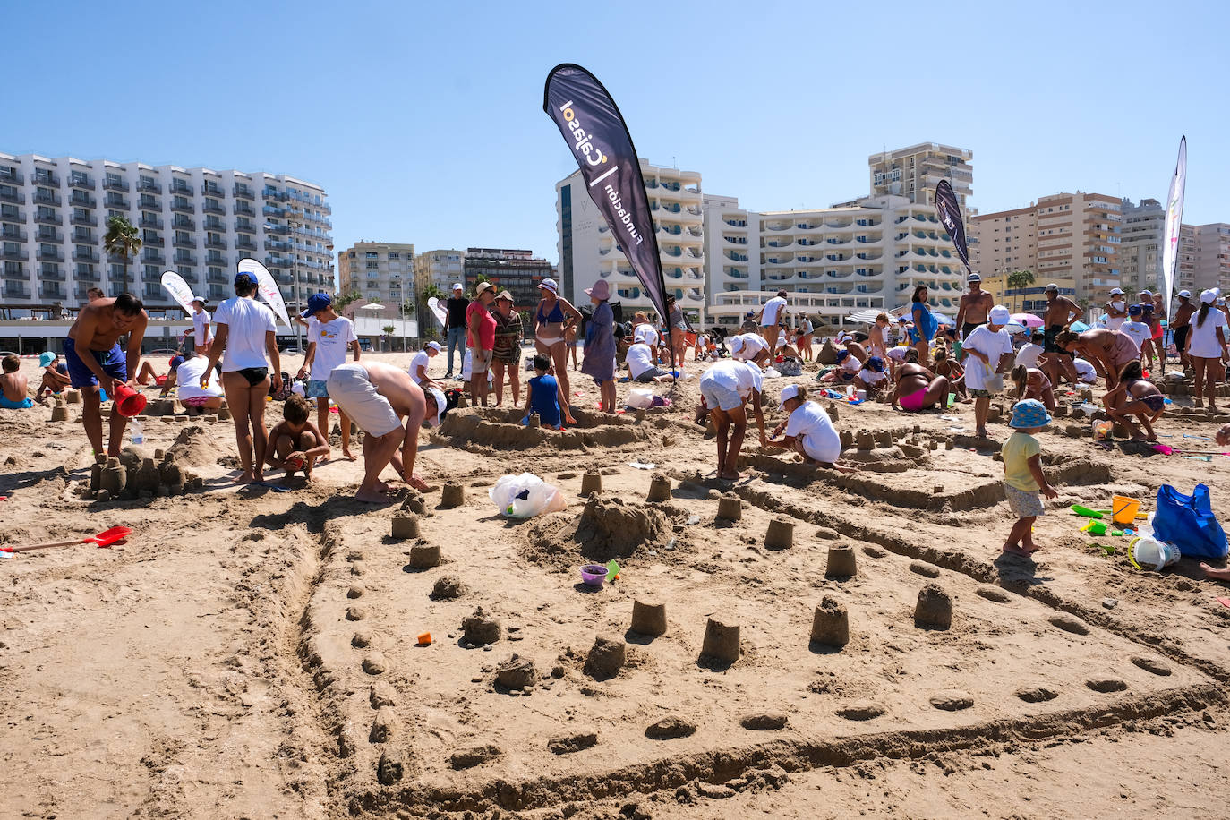 Fotos: el concurso de castillos de arena en la playa de Cádiz