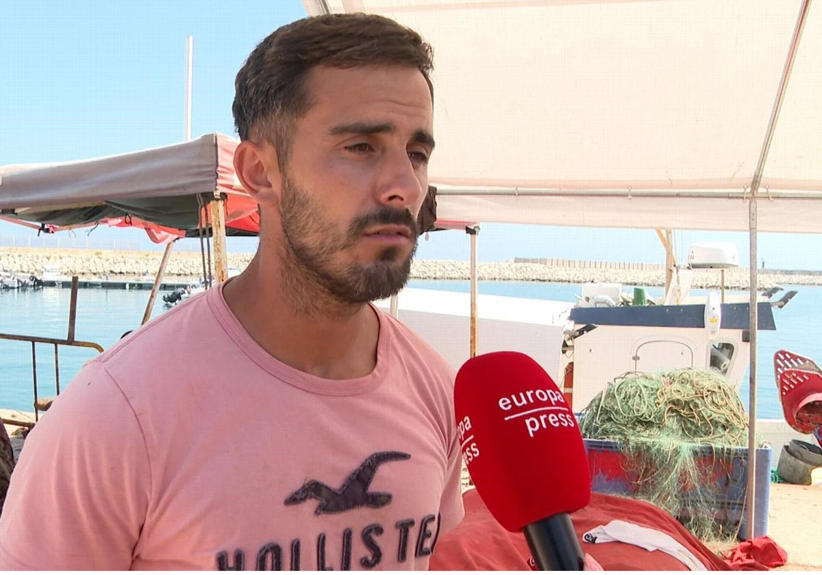 Jonathan Sánchez, pescador de La Línea, pide «una solución rápida» del Gobierno ante «el acoso» de Gibraltar