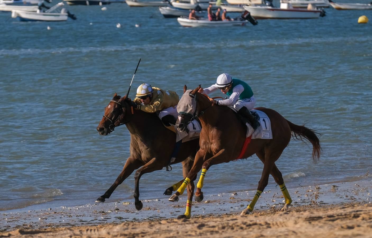 Fotos: Sanlúcar disfruta con el último galope del verano