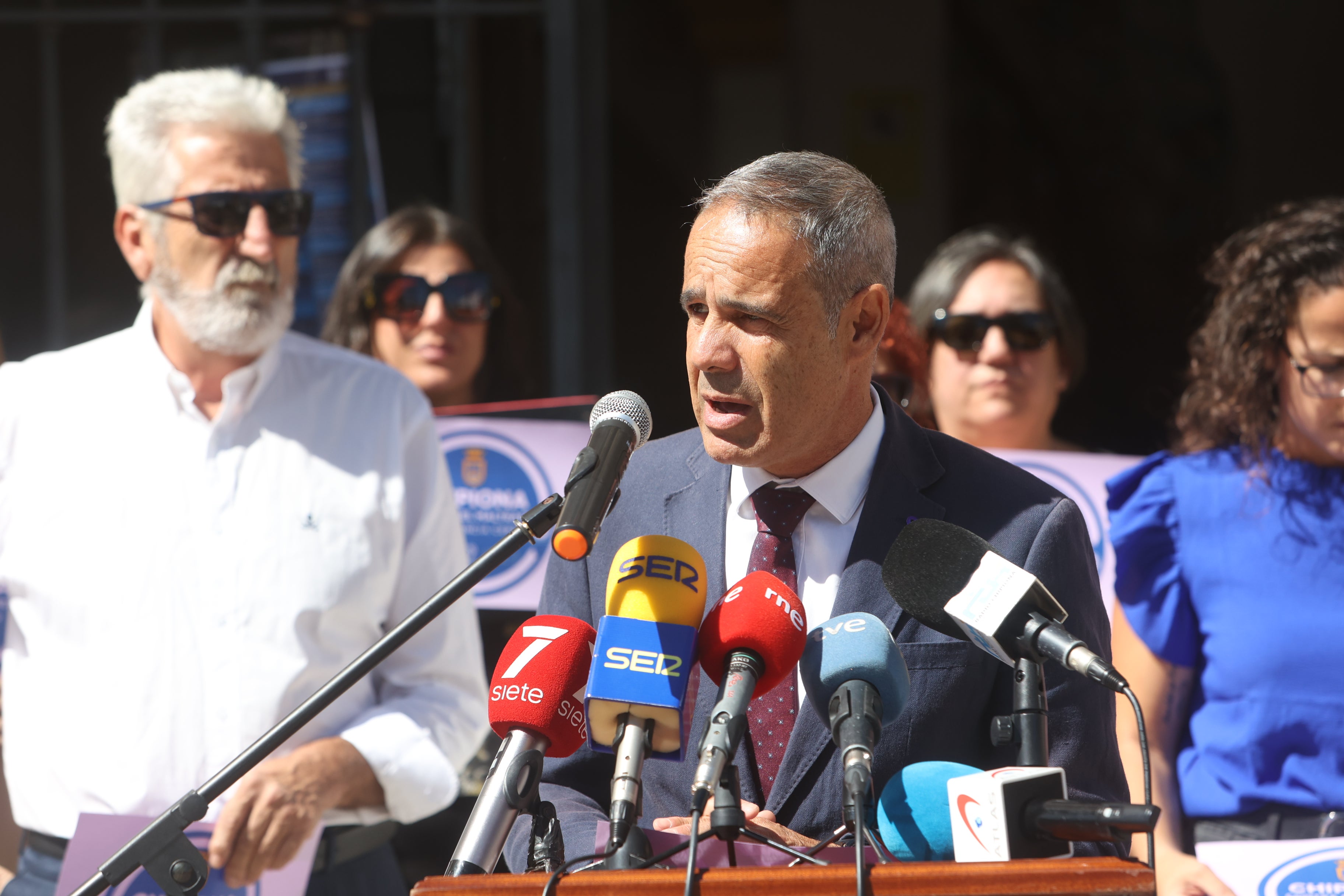 Fotos: Chipiona llora y condena el crimen machista de Encarni