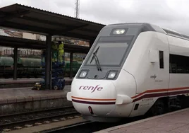 Los abonos gratuitos para los trenes de Renfe entran en vigor hoy viernes: precio y cómo comprarlos