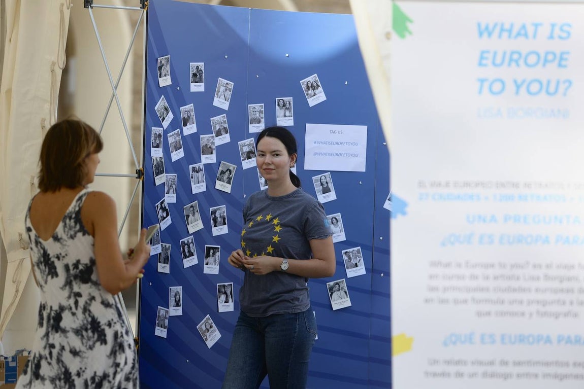 Fotos: Europa se empieza sentir en Cádiz con la exposición &#039;Qué es Europa para ti&#039;