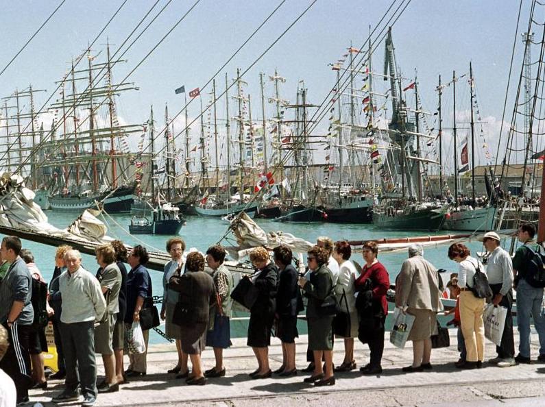 Fotos: Así fue la Gran Regata de 2000 en Cádiz