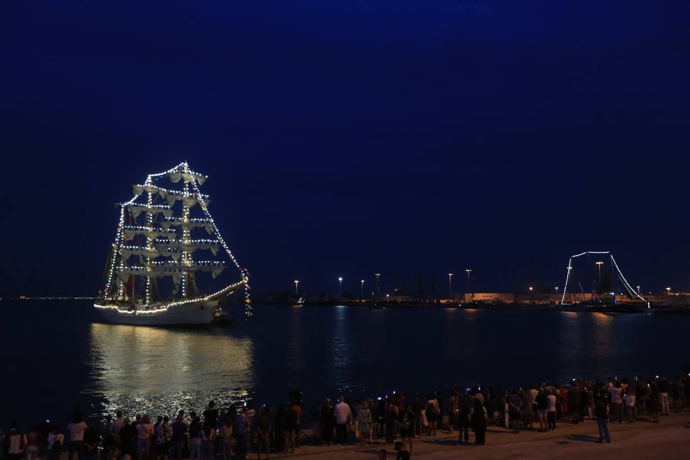 Fotos: El muelle de Cádiz se transforma en Parque Regata