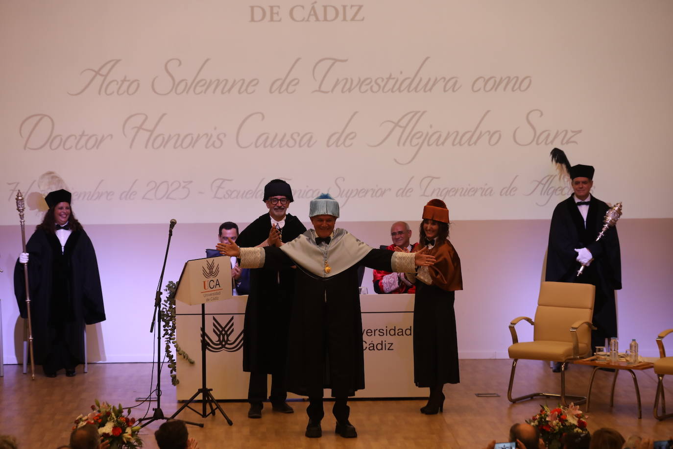 Fotos: Alejandro Sanz es investido doctor Honoris Causa de la Universidad de Cádiz