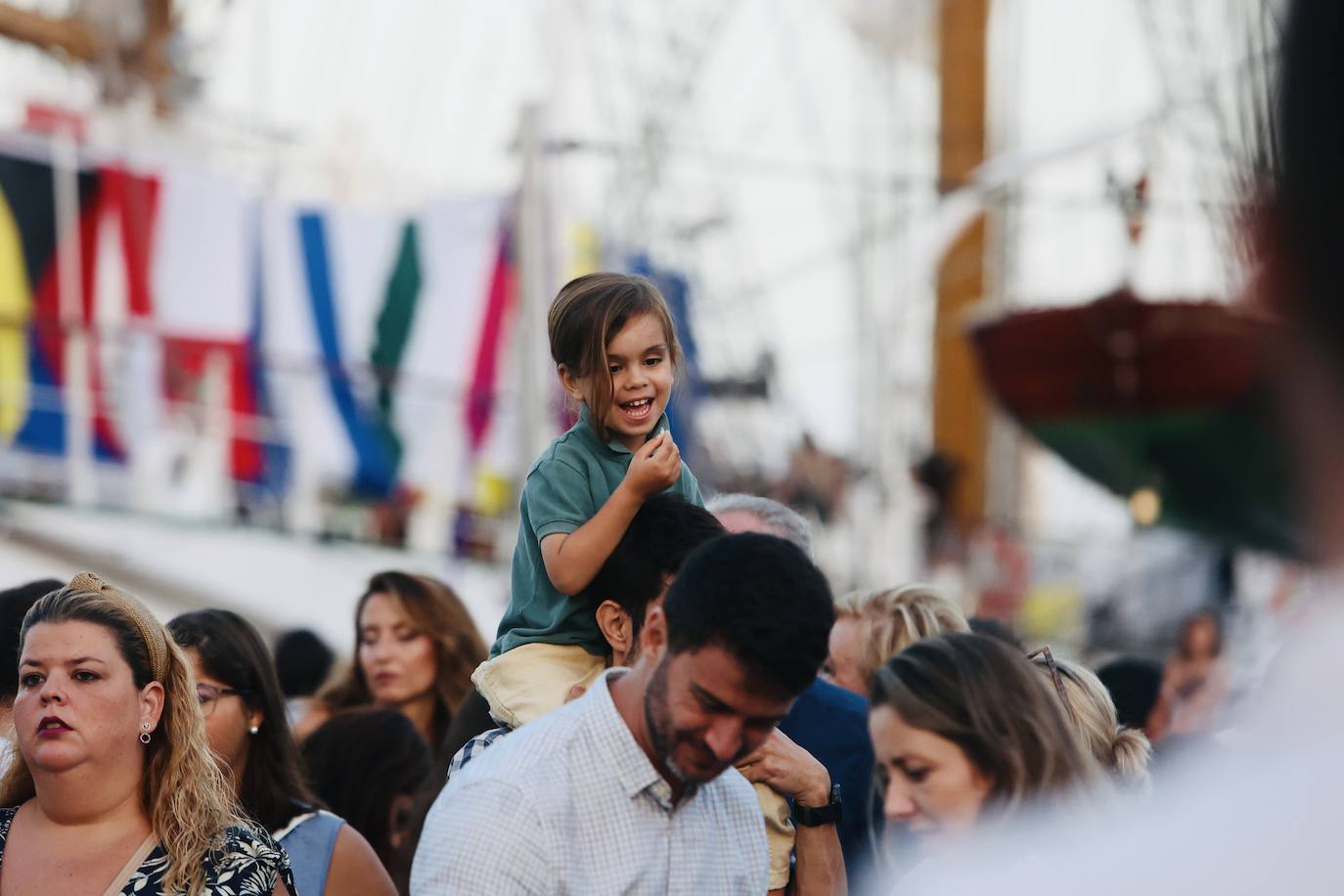 Fotos: Primer día de la Gran Regata en el muelle de Cádiz