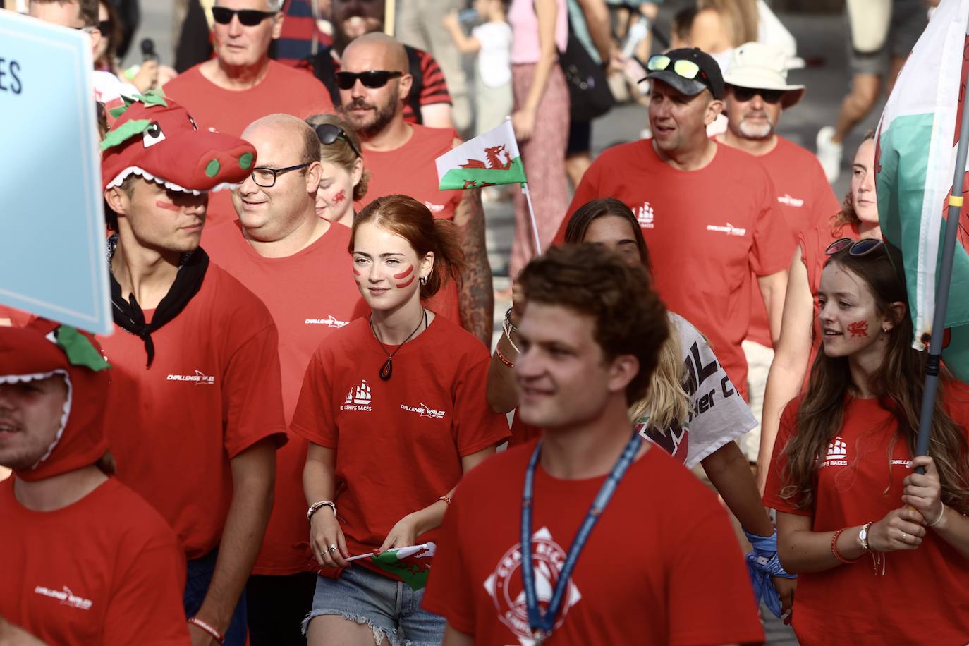 Fotos: Desfile de tripulantes de la Gran Regata 2023 de Cádiz