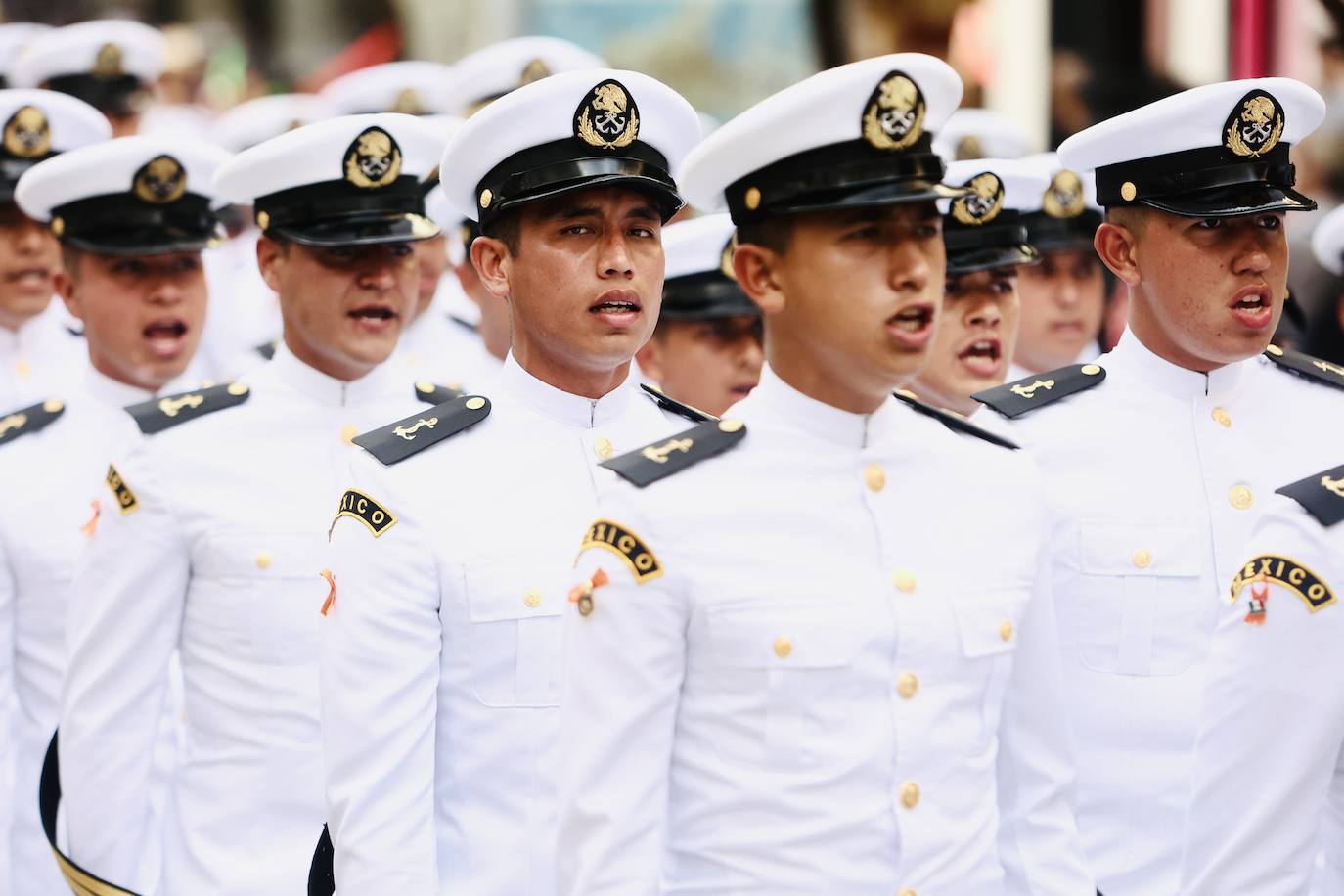Fotos: Desfile de tripulantes de la Gran Regata 2023 de Cádiz