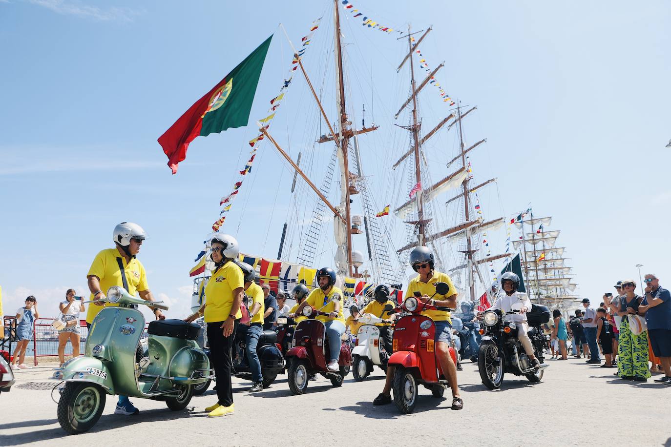 Fotos: La Gran Regata de Cádiz vive un sábado grande antes de la despedida a los veleros