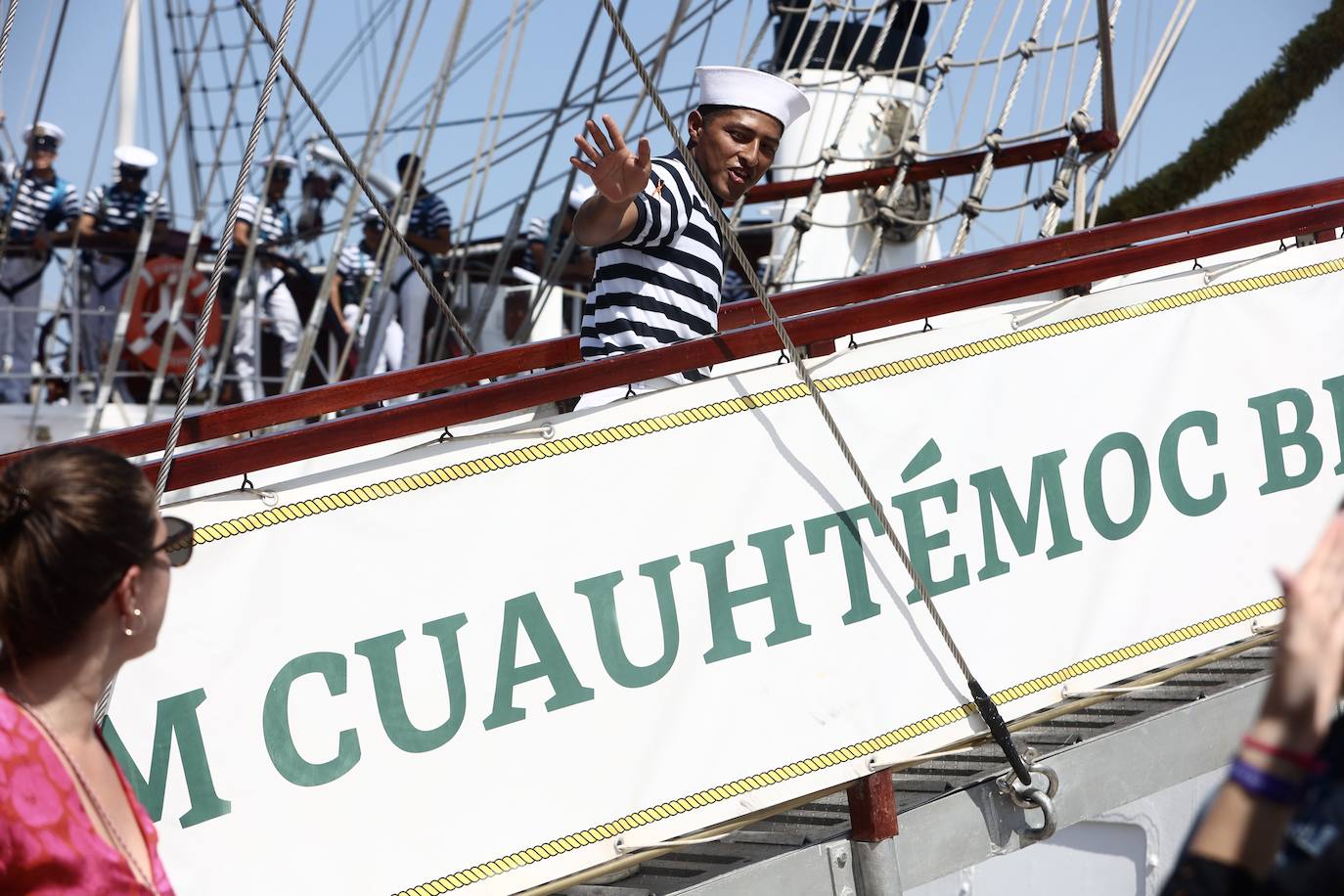 Las imágenes de la Parada Naval y despedida de la Gran Regata de Cádiz 2023